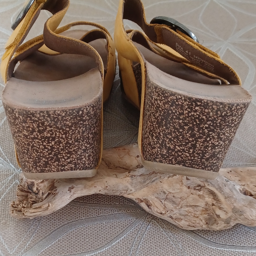 Dansko Wedges - Picture 4 of 10